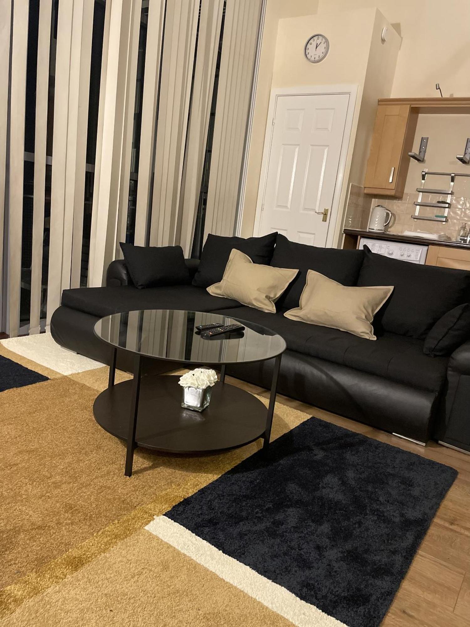Luxury 2 Bed Apartment - Near Heathrow, Legoland, Windsor Слау Екстер'єр фото